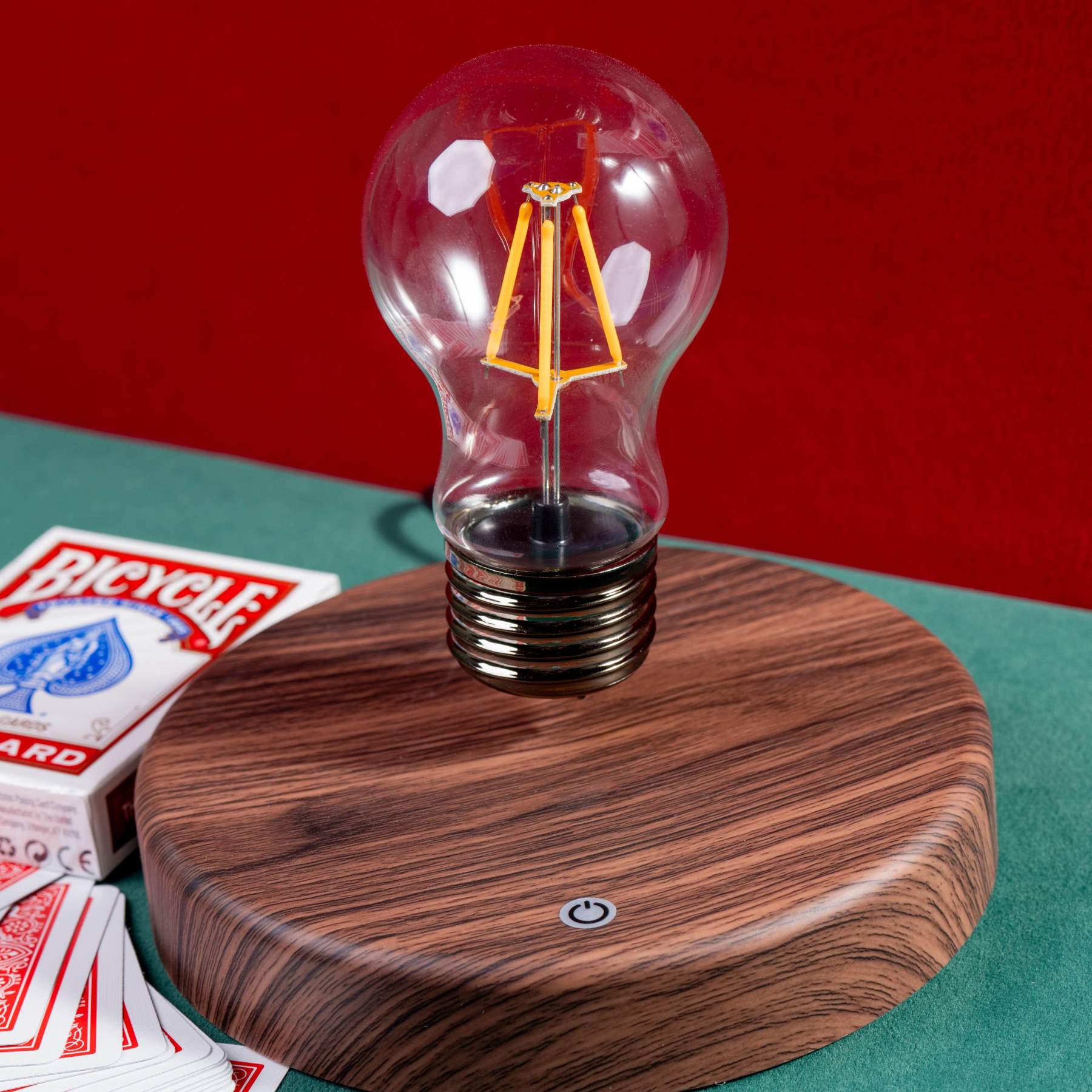 Levitating Light Bulb 