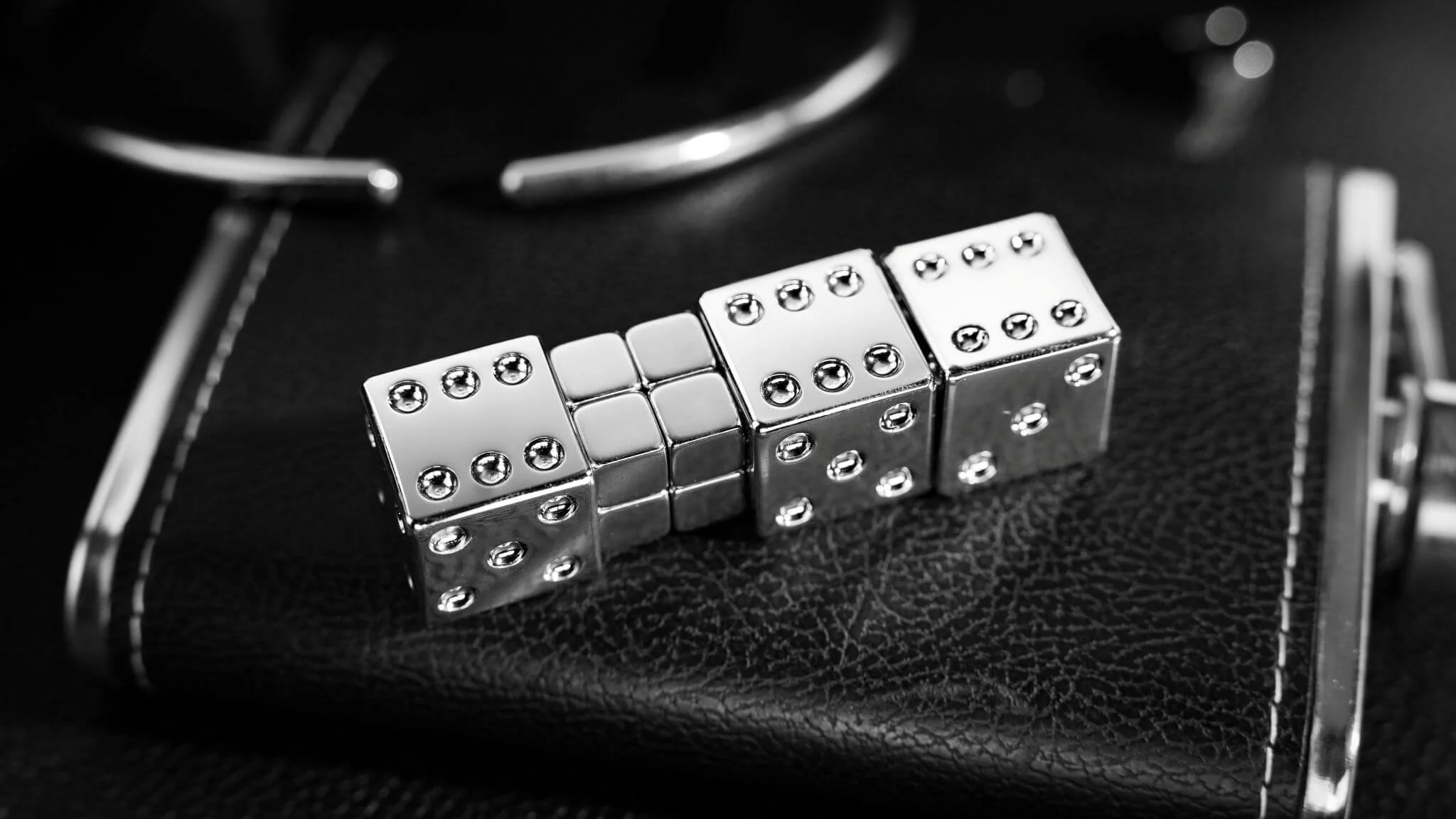MagnetiCubes by Ivo David Oliveira & TCC Magic