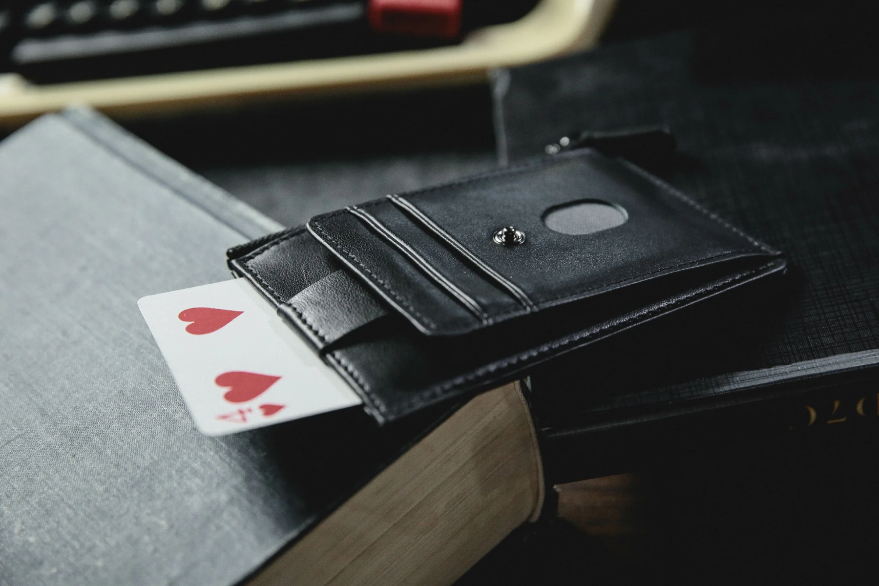 THE EDGE WALLET BY TCC