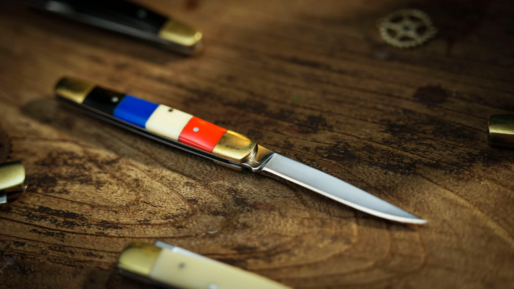  Chroma Color-Changing Knives Set (Large Size) by TCC Magic