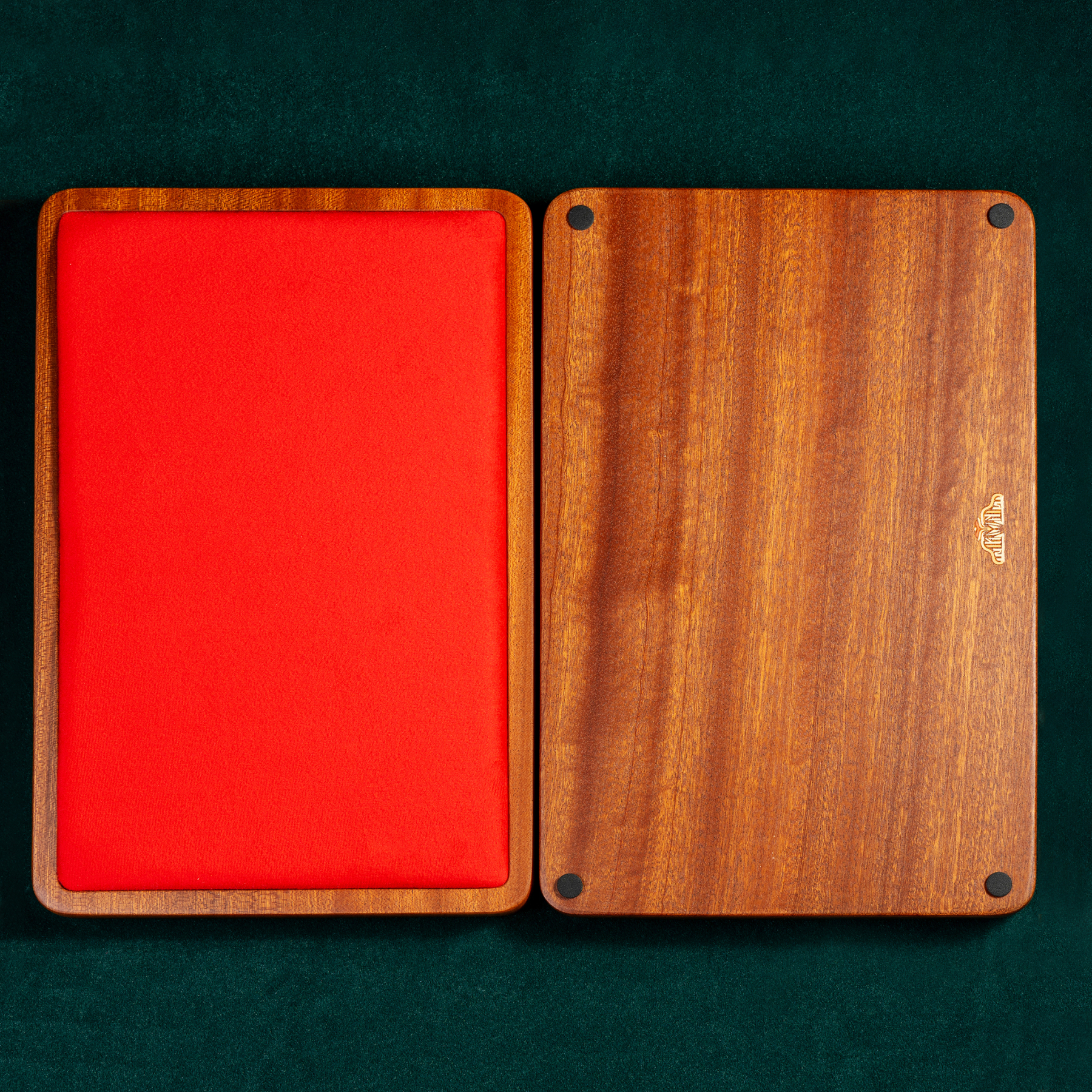 Portable Wooden Card Mat