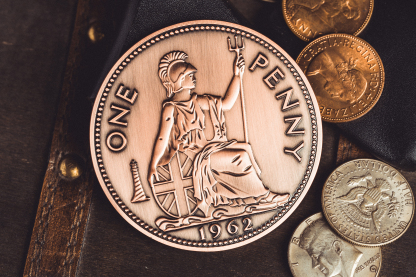 Jumbo coins by Bacon Magic