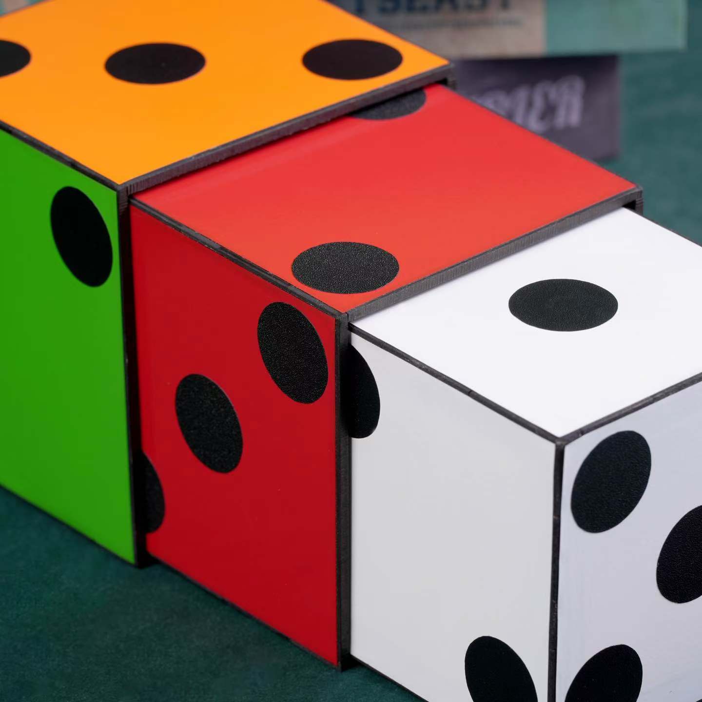 Color Changing Dice by tora magic