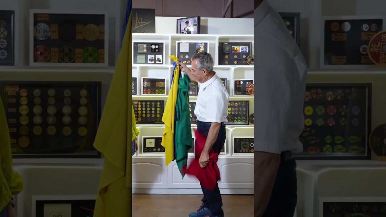 Appearing Flower Pot from Silks by tora magic