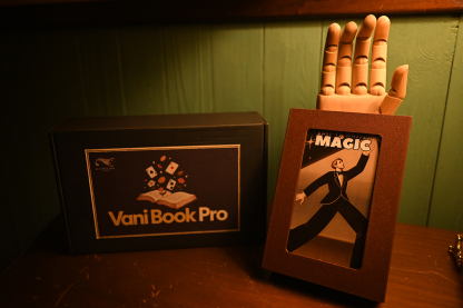 Vani Book Pro by Hu Kailun