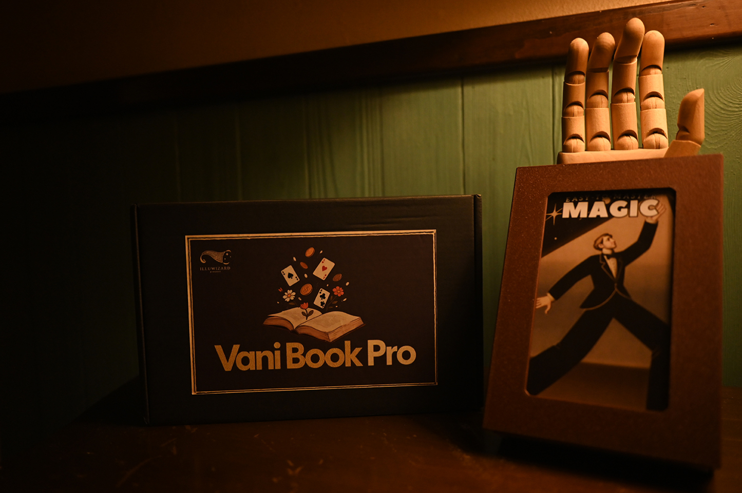 Vani Book Pro by Hu Kailun