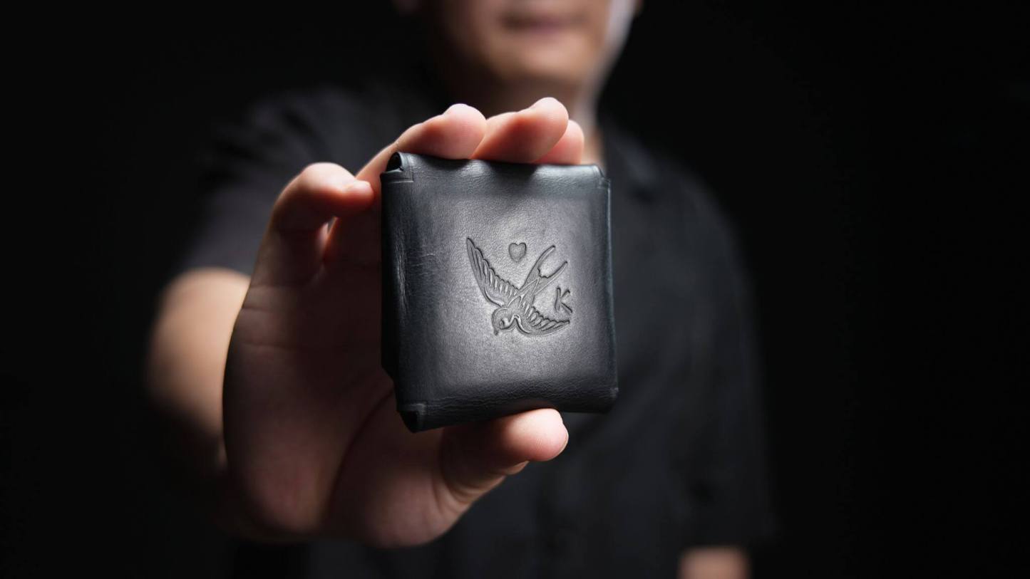 Sparrow Wallet by Steven Ng, Chris James & TCC Magic
