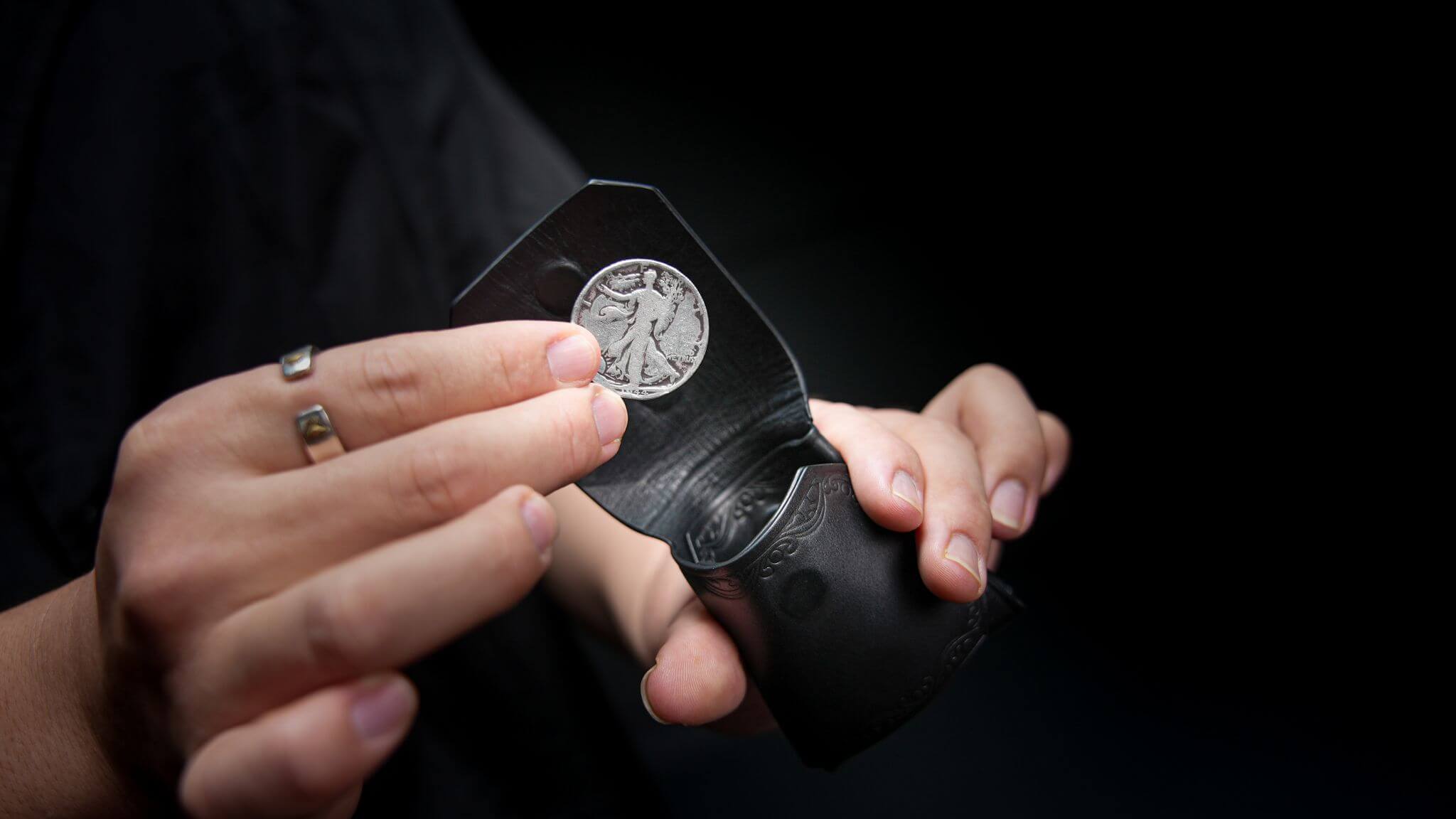 Sparrow Wallet by Steven Ng, Chris James & TCC Magic