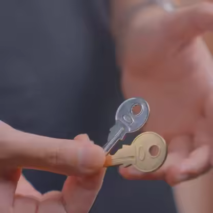 Hopping Key by MS MAGIC, WENZI MAGIC & Bond Lee