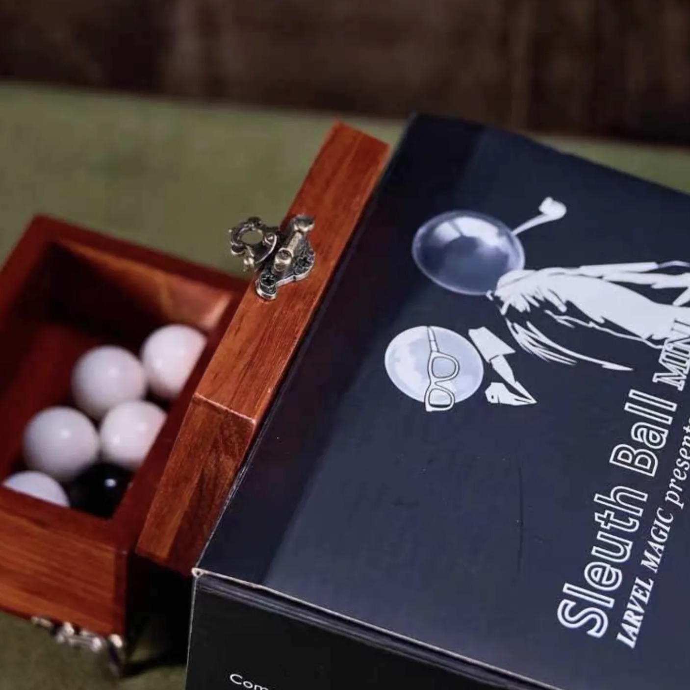 SLEUTH BALL MINI-N2G Presents