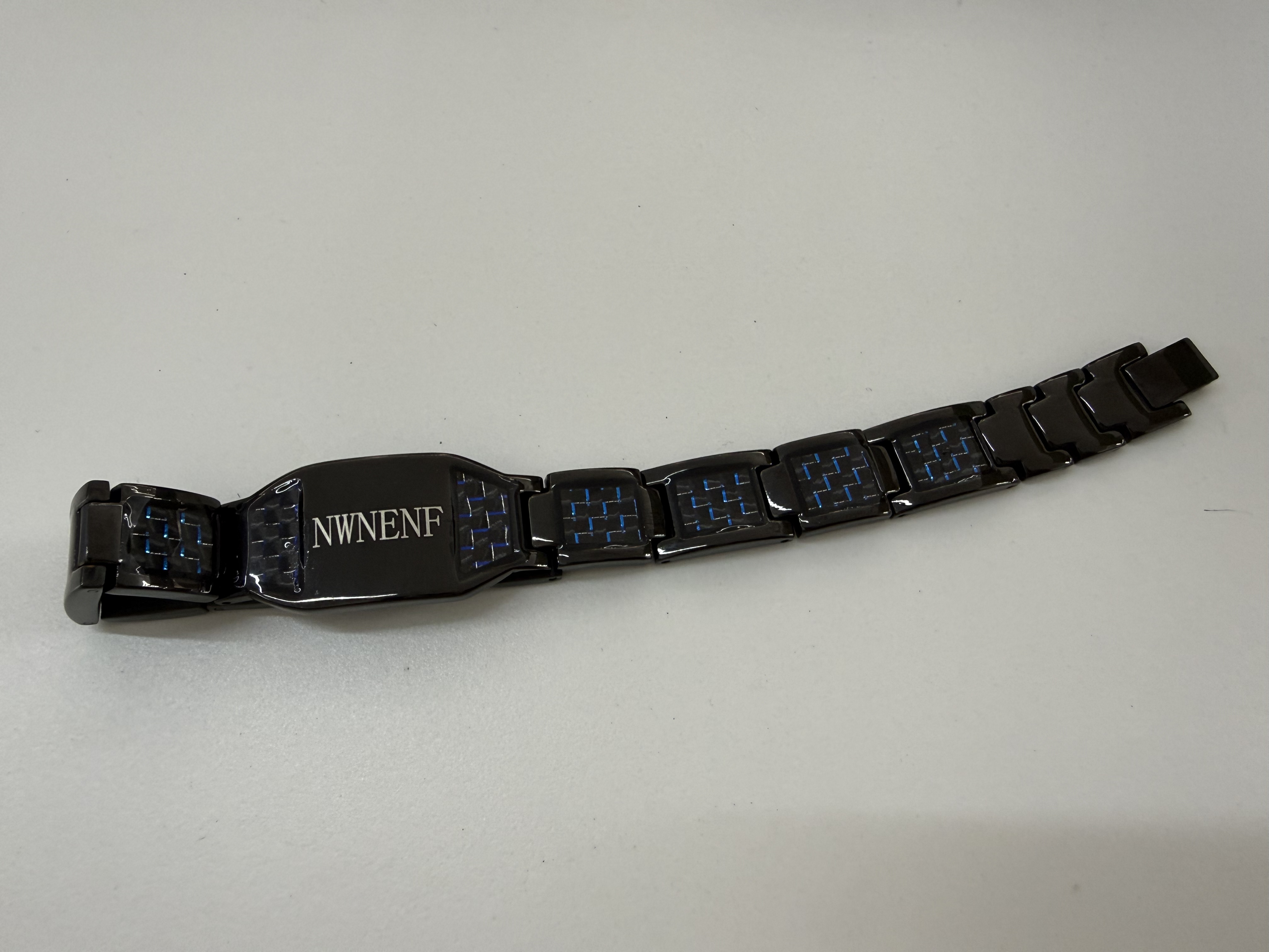 NWNENF_Men's Jesus cross magnetic carbon fiber titanium bracelet