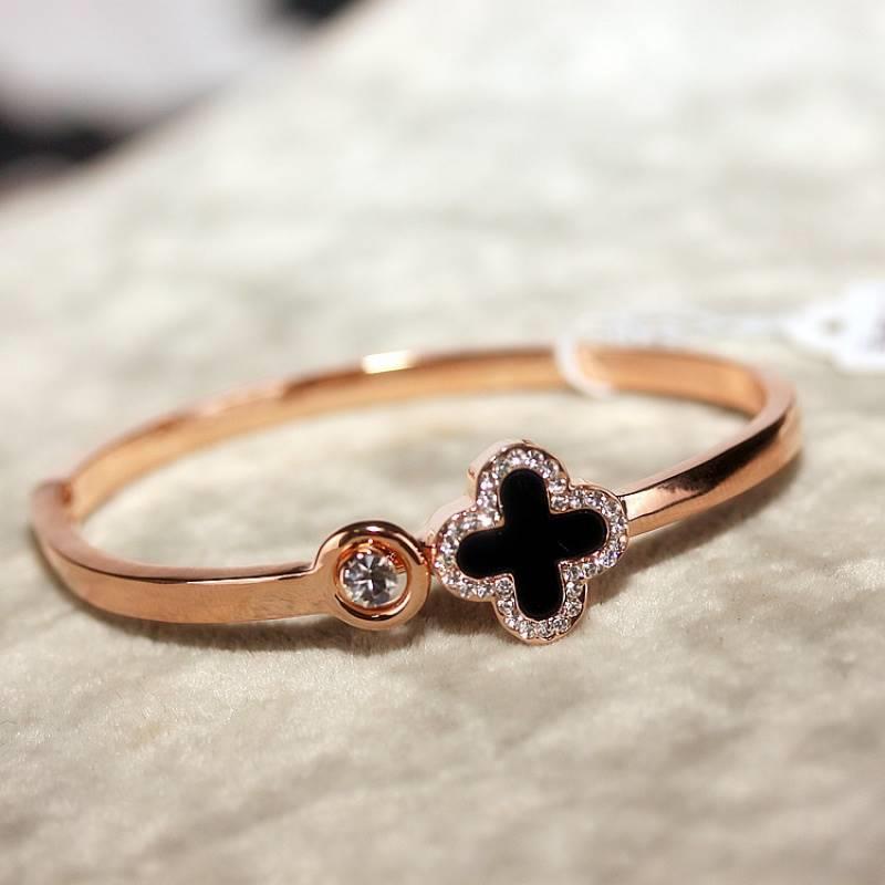 New Rose Gold Bracelet Simple Four Leaf Flower Open Bracelet