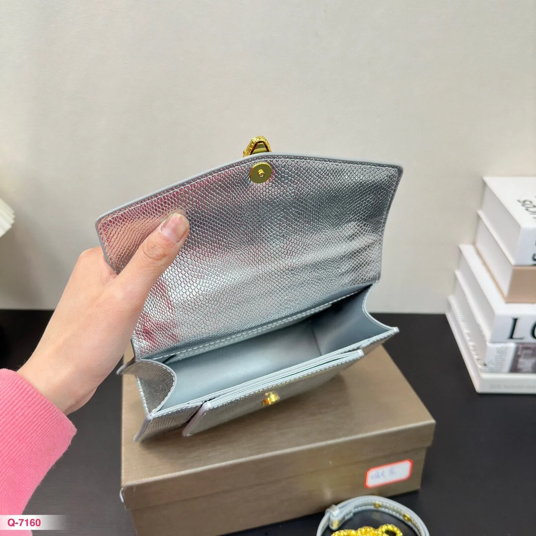 High luxury limited edition handmade brass buckle antique waist bag