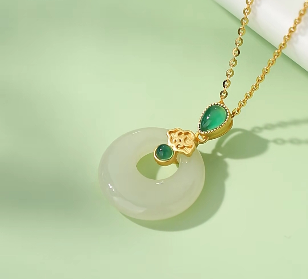 New Hotan Jade Safety Chain Necklace