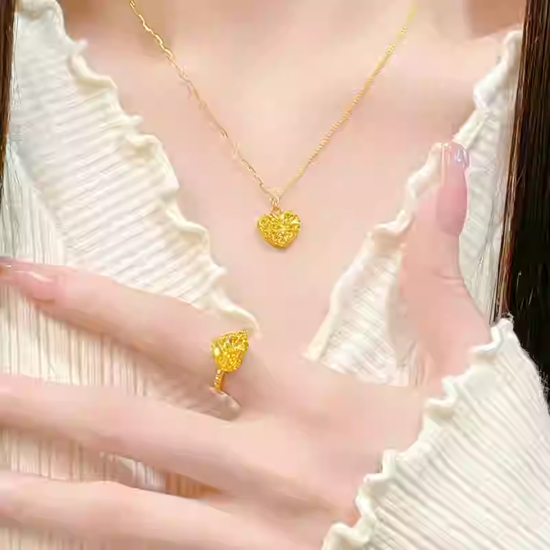 New Heart shaped 24k Pure Gold Ring as a Christmas Gift for Girlfriend