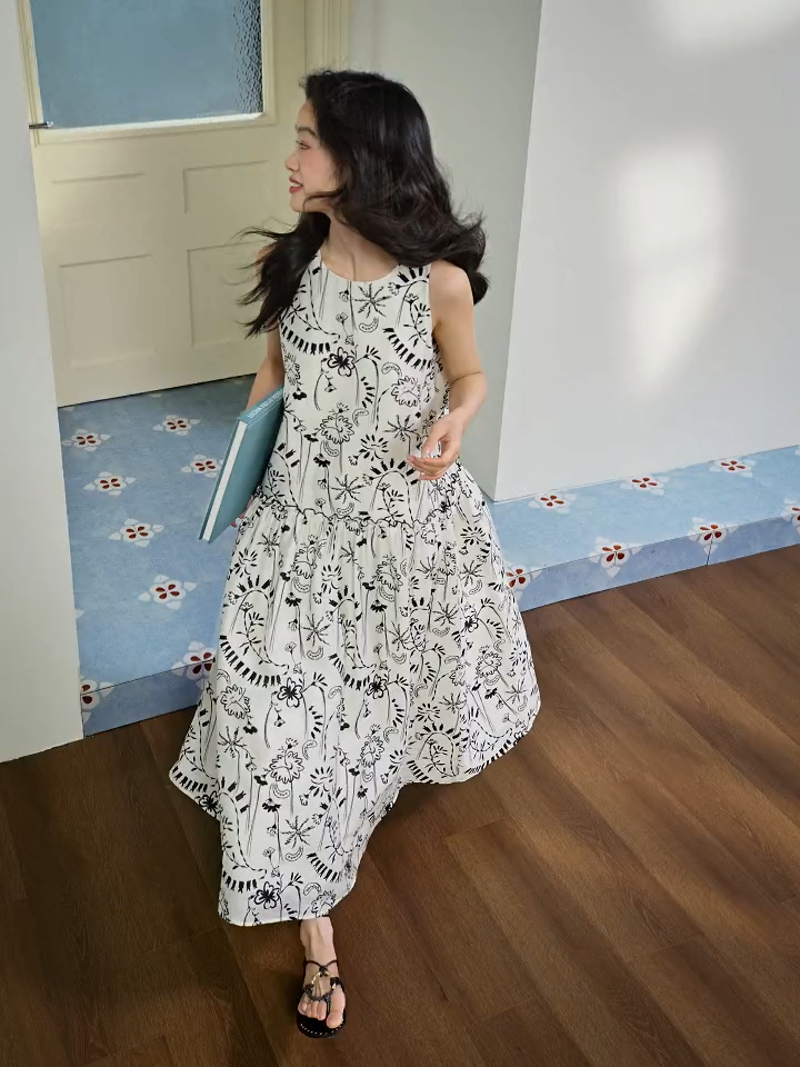 大人気新品  Floral Maxi Dress – KUOSE.com トップス
