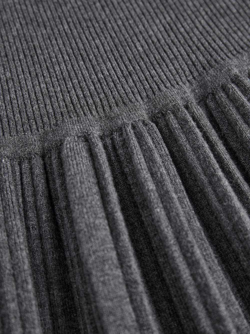 Cardigan and Dress – KUOSE.com