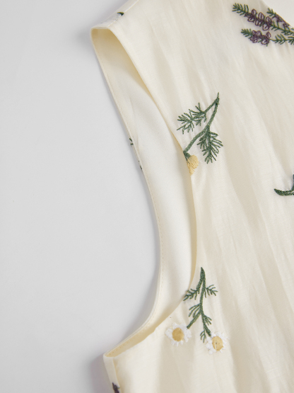 おすし✴︎key neck embroidery dress 00000000_zi_9e07ecaf-a465-4ffd
