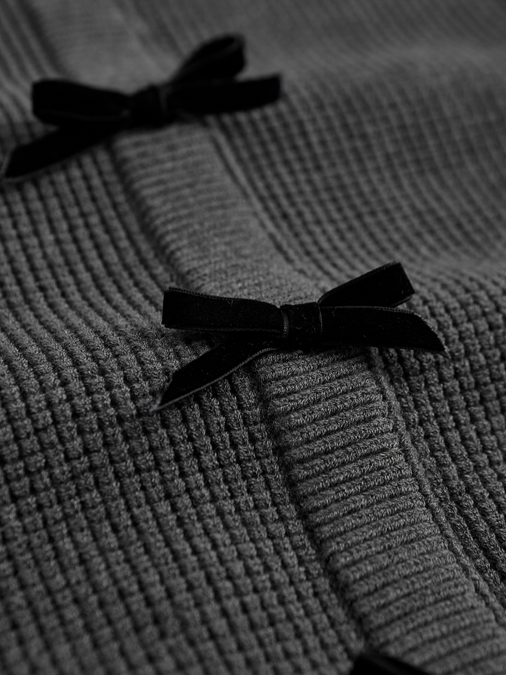 Ribbon Sweater – KUOSE.com Ribbon Sweater – KUOSE.com