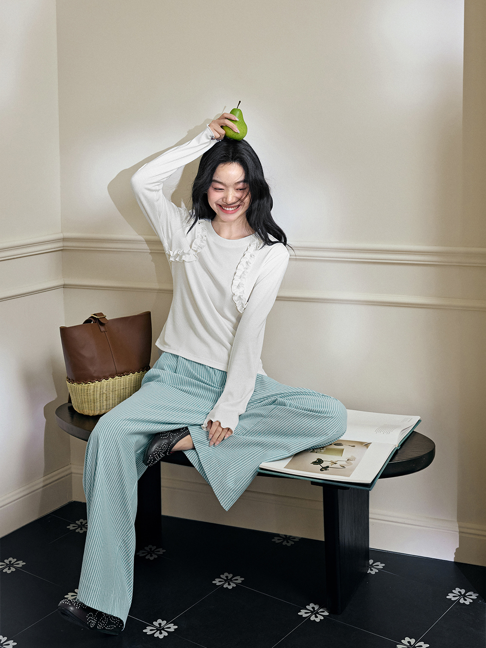 unico【ドレープ】KUYS(クイス) White Long-sleeve Top – KUOSE.com