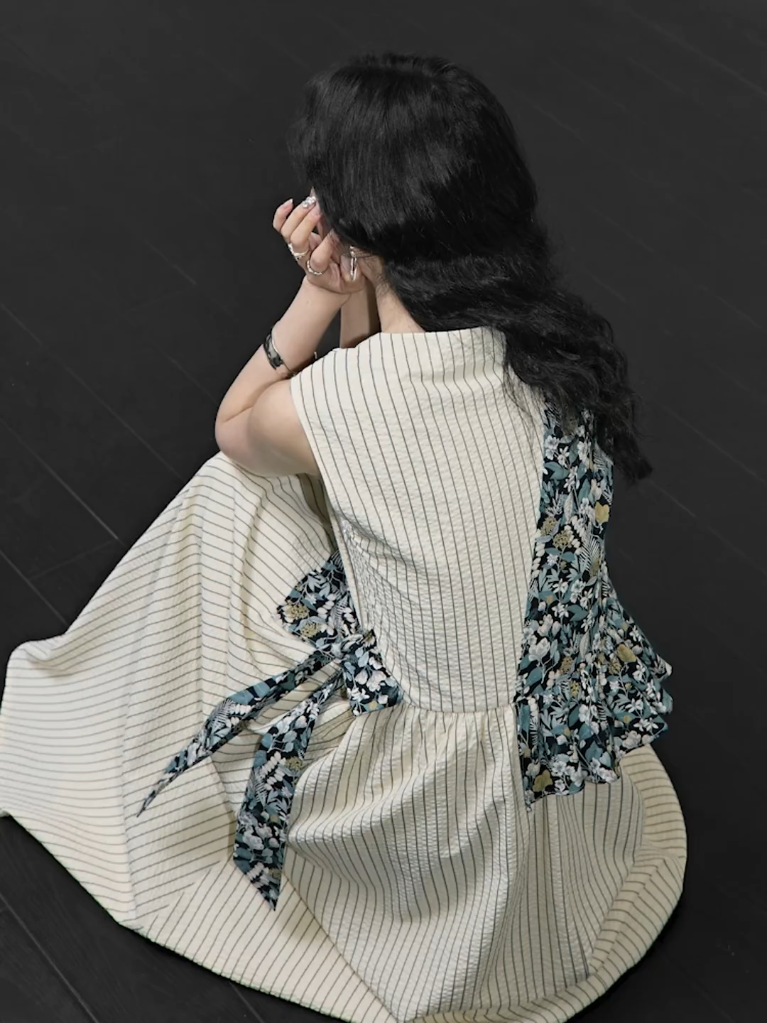 花の縞模様のドレス – KUOSE.com 花の縞模様のドレス – KUOSE.com