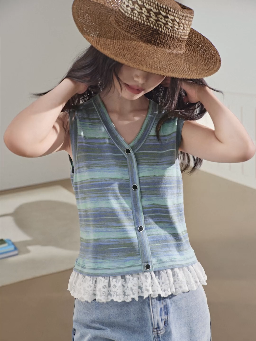 Gradient Knit Top – KUOSE.com Gradient Knit Top – KUOSE.com