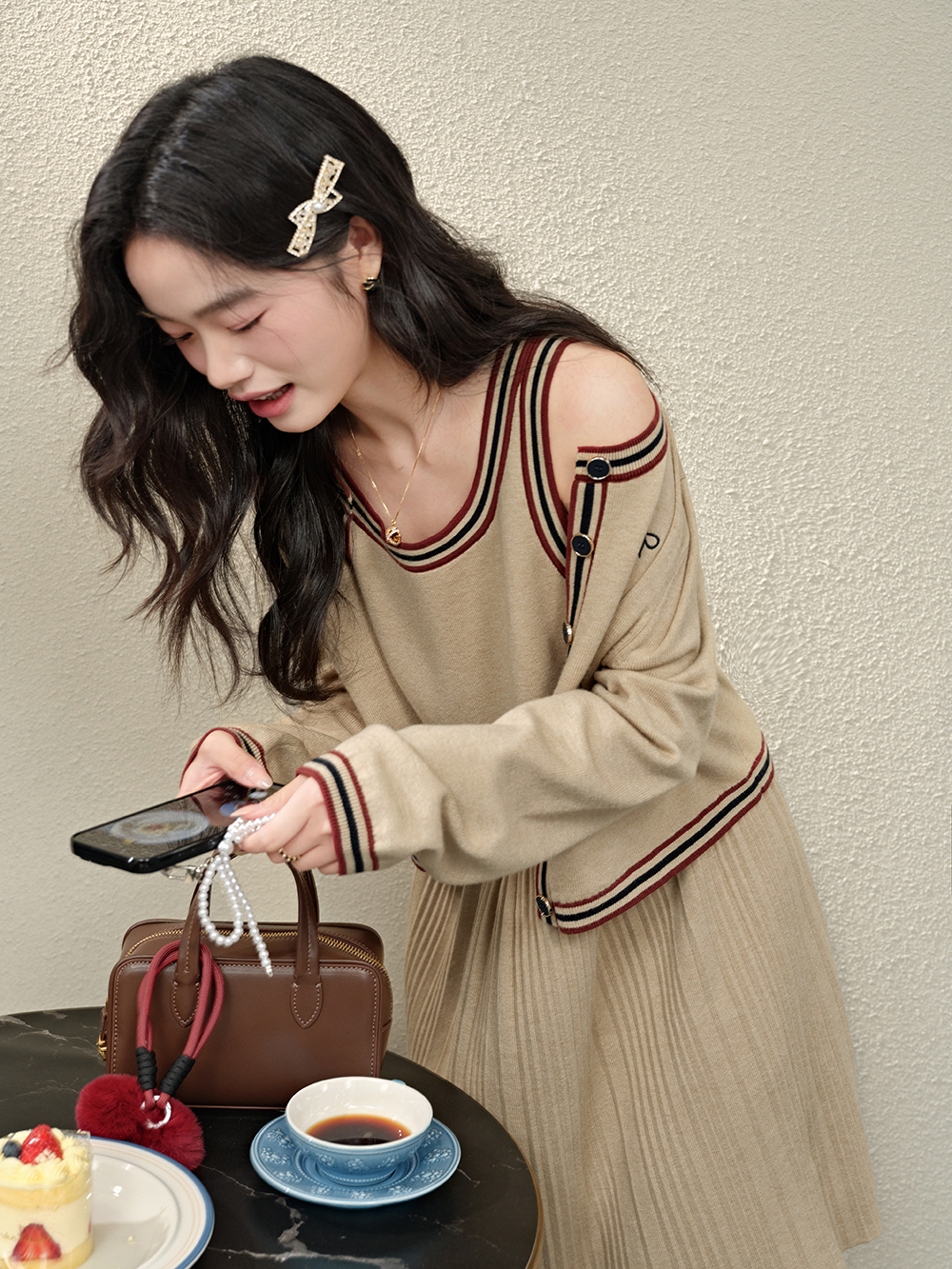 Cardigan and Dress – KUOSE.com Cardigan and Dress – KUOSE.com