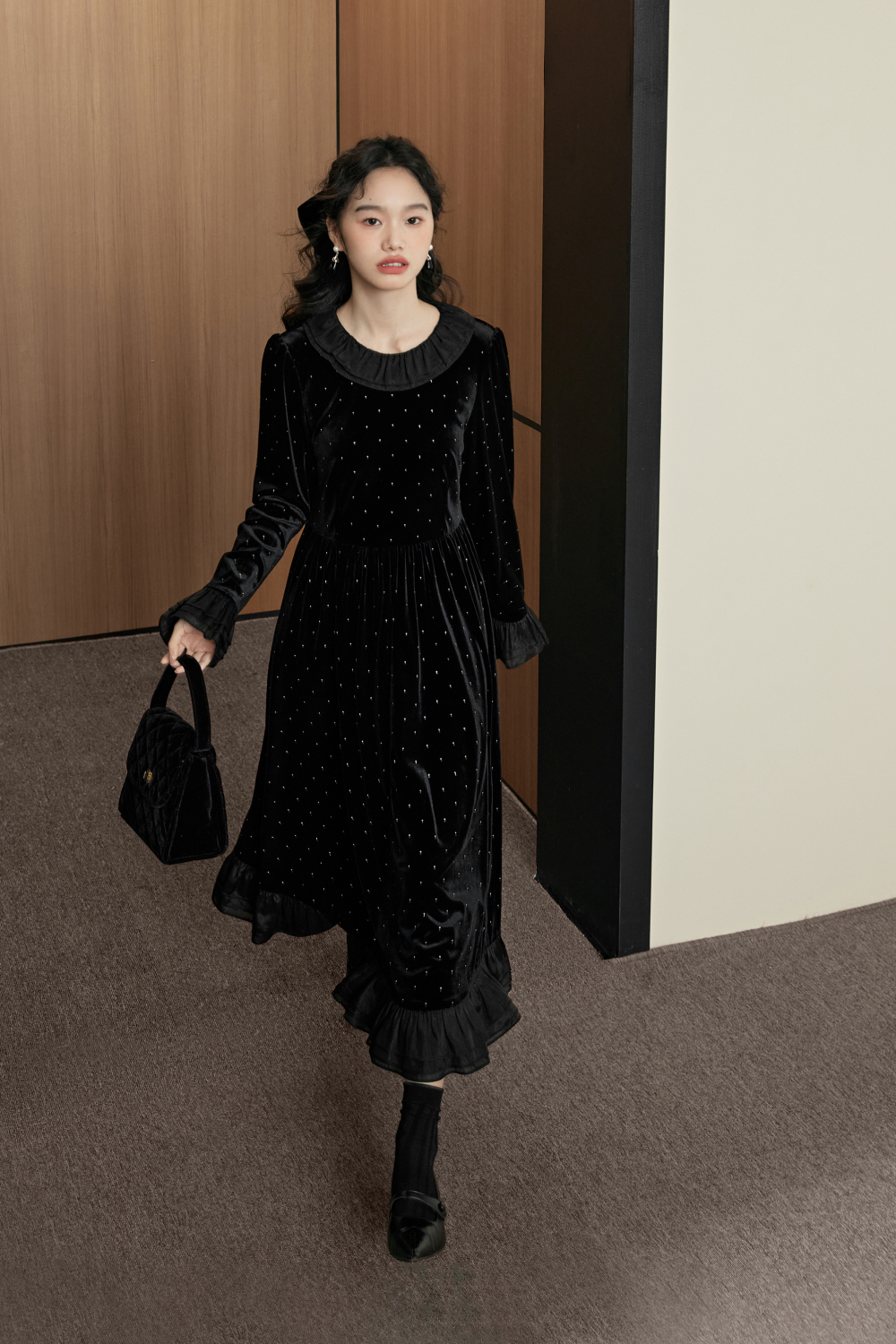 きらめくベルベットのドレス – KUOSE.com