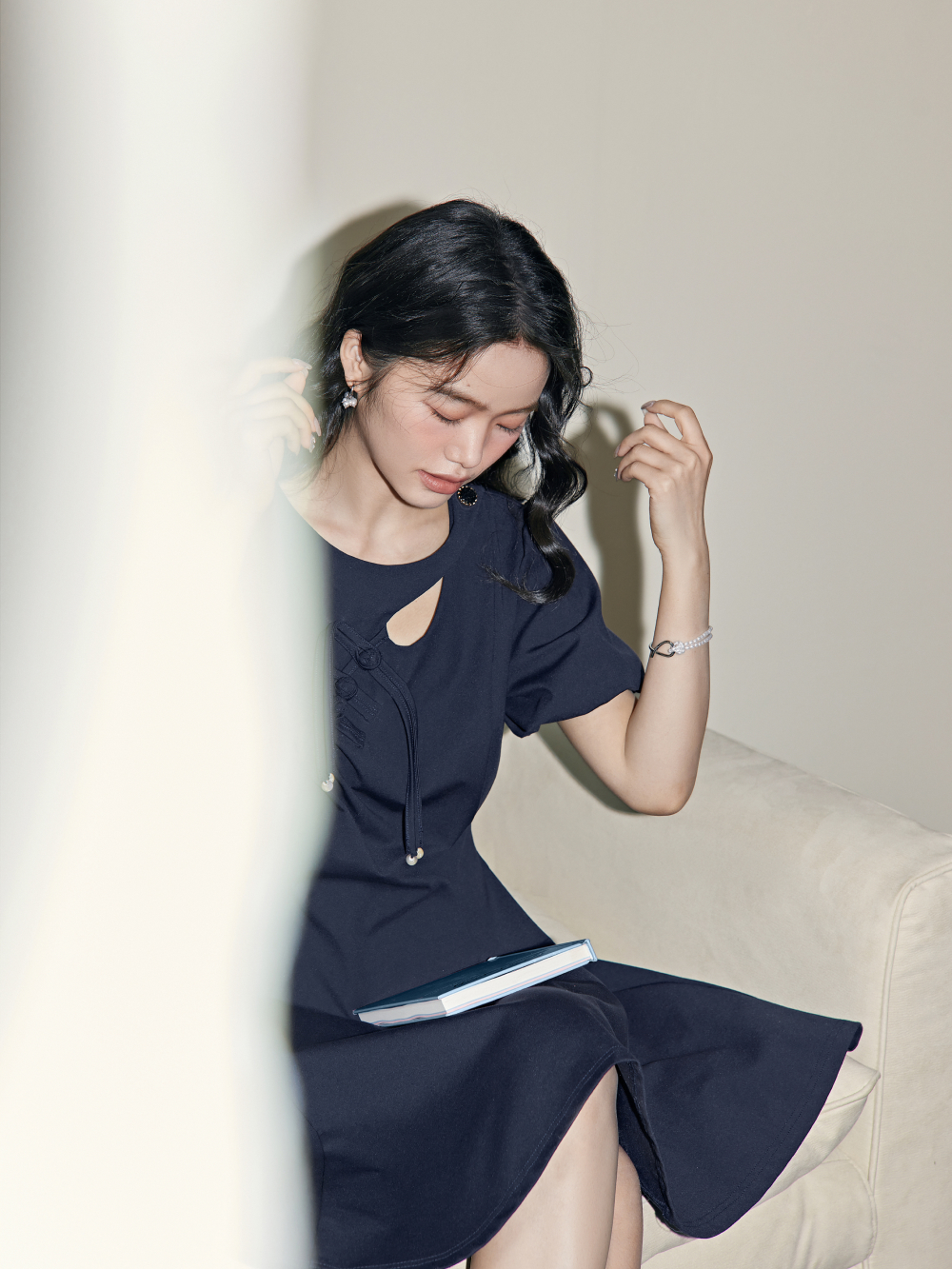 直営品 韓国ブランド【KUOSE】ふくらんでいるミニドレス ふくらんでいるミニドレス – KUOSE.com