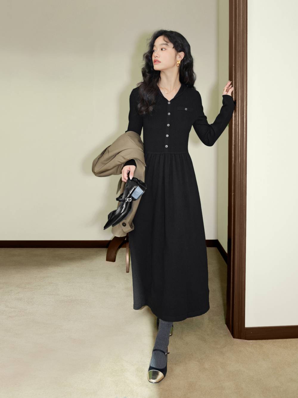 Amazon | ラテックスフード付きレース額メイド制服ラバーマスク