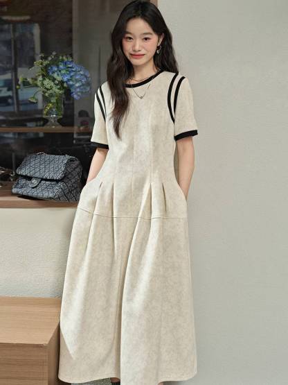 Fit & Flare Dress – KUOSE.com