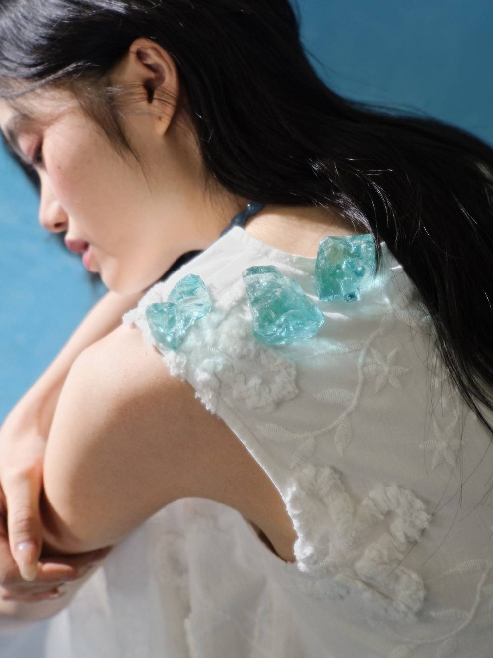 Vネックテクスチャフローラルドレス – KUOSE.com