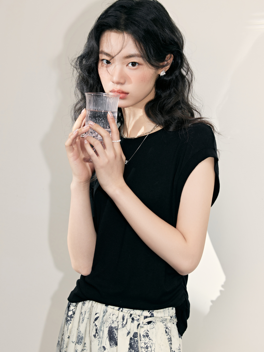 BLACK (Shipping Date: May 10th)/S