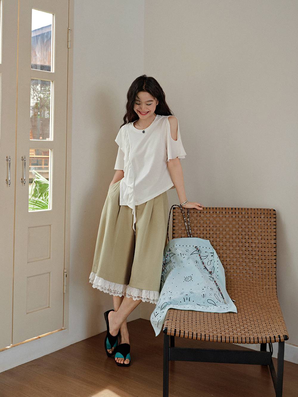 Asymmetric Ruffle Top โ KUOSE.com