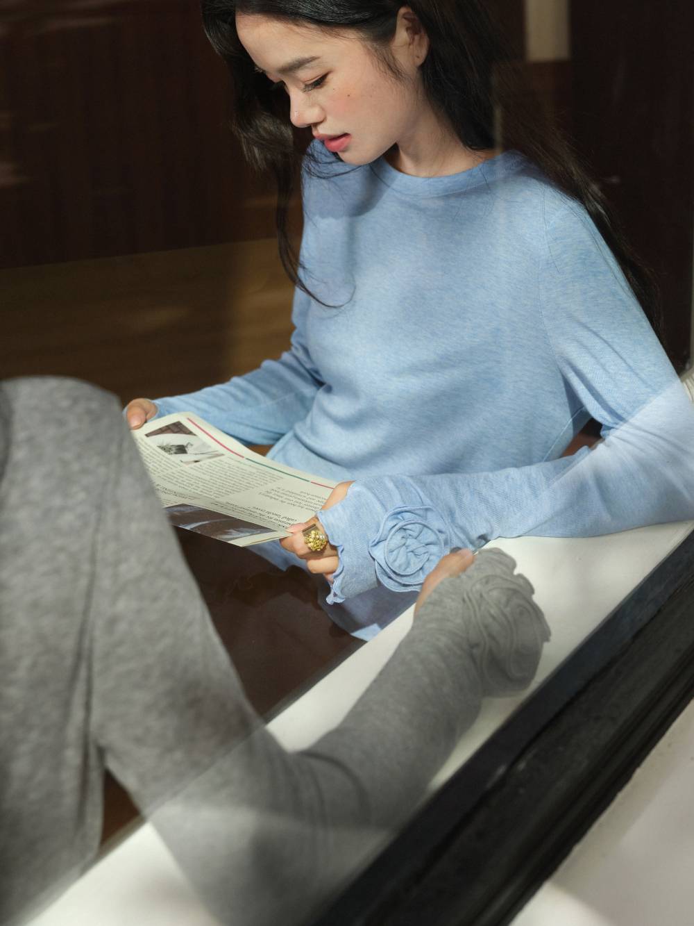 Long Sleeve Top with Rose on Cuffs – KUOSE.com