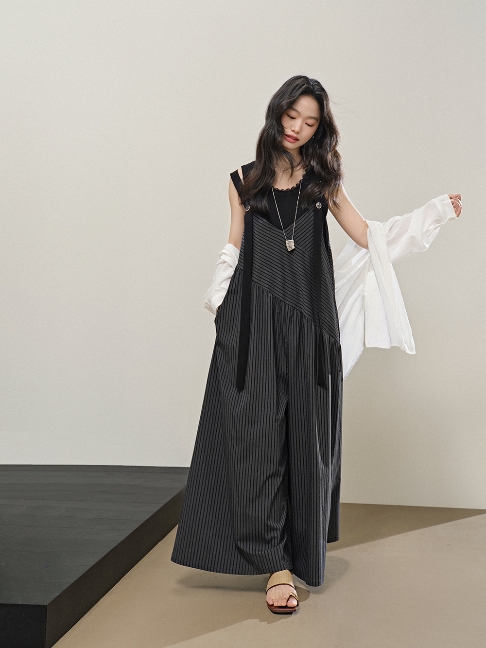V-neck Striped Jumpsuit – KUOSE.com