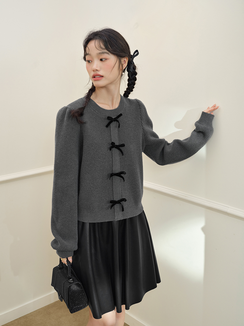 Ribbon Sweater – KUOSE.com Ribbon Sweater – KUOSE.com