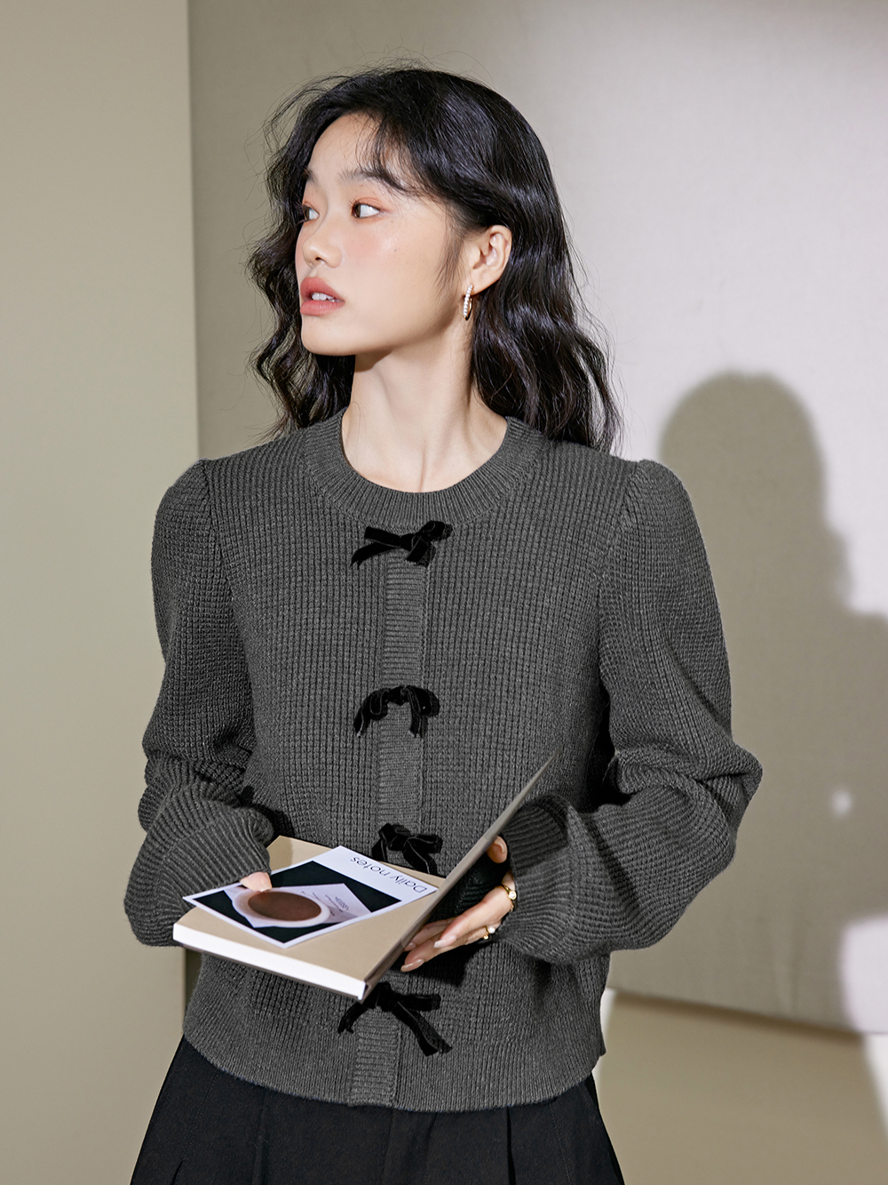Ribbon Sweater – KUOSE.com Ribbon Sweater – KUOSE.com