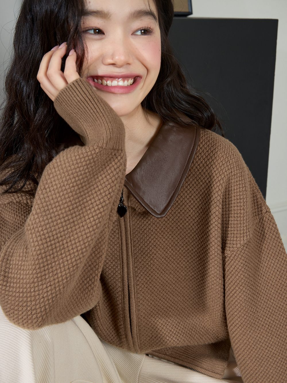 トップス Coyseio Cardigan MUSINSA公式 | COYSEIO FLOWER BUTTON CARDIGAN GREY