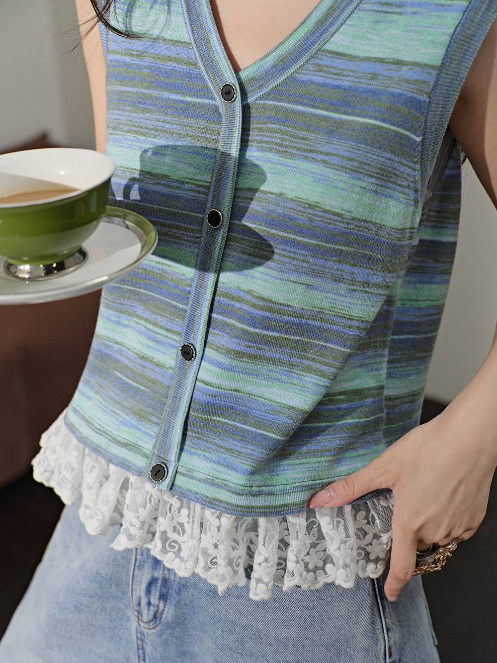 Gradient Knit Top – KUOSE.com Gradient Knit Top – KUOSE.com