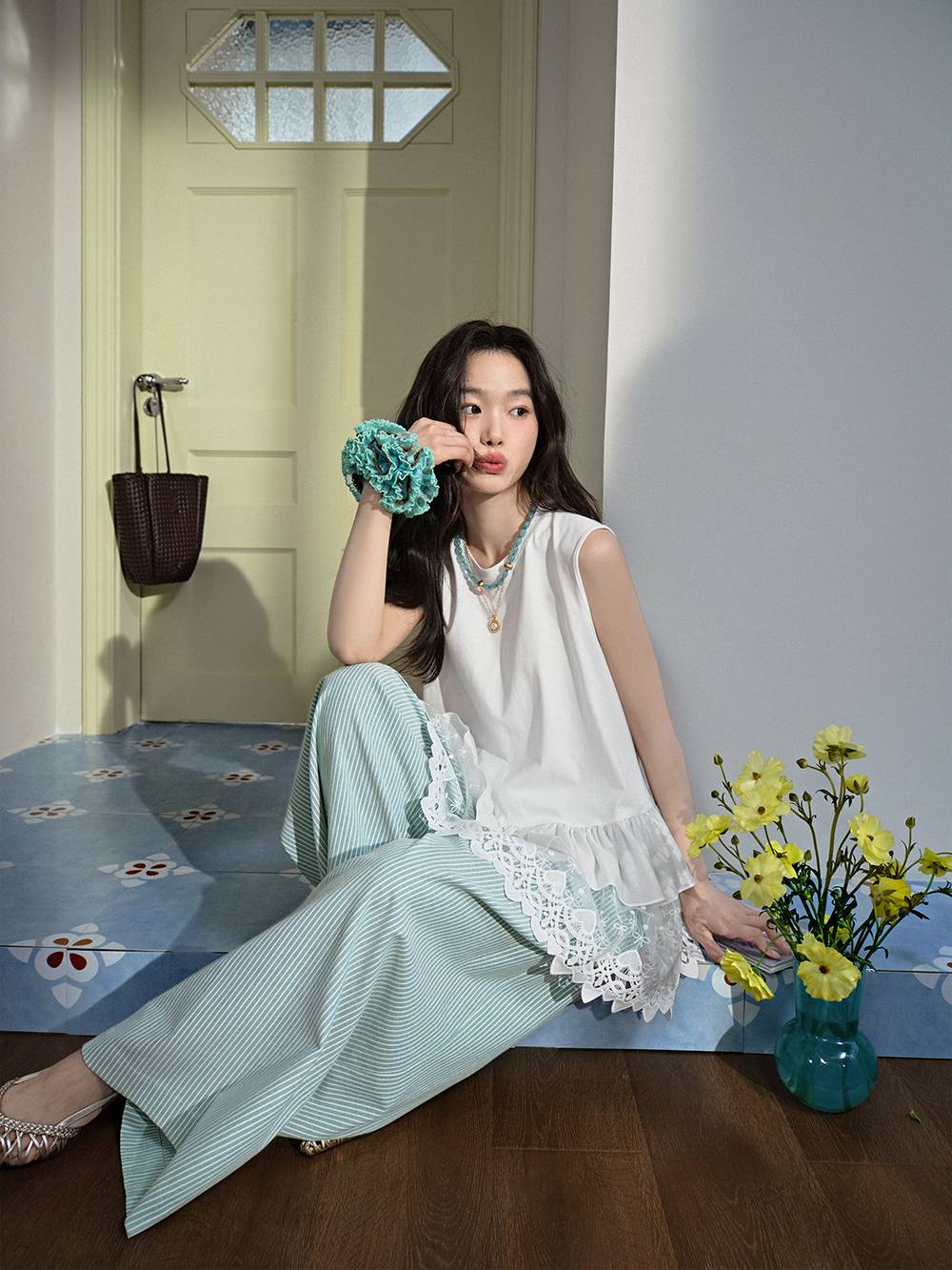 Layered Lace Hem Top – KUOSE.com Layered Lace Hem Top – KUOSE.com