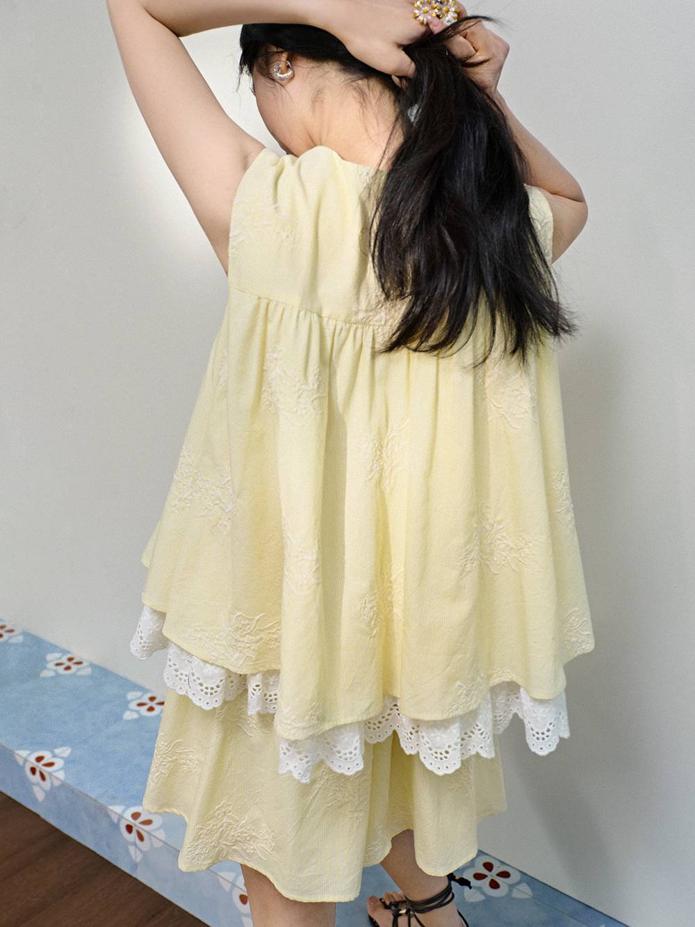 【KOOLOSET】[Only kooloset] Dirty Summer Pleats Banding PT Lemon Woven Pleated Boxy Top | Tops | PrettyLittleThing USA