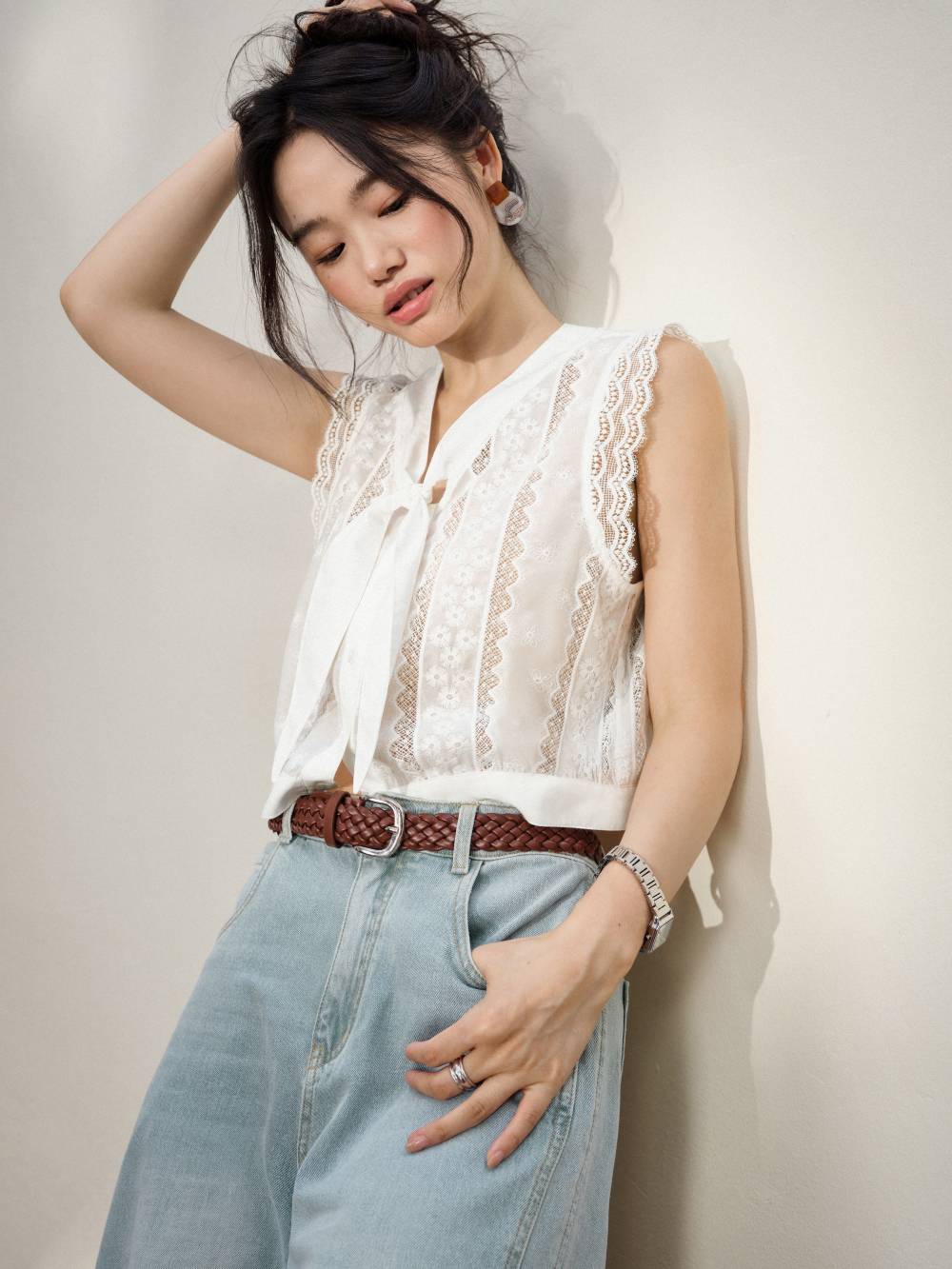 Sleeveless Floral Lace Top – KUOSE.com