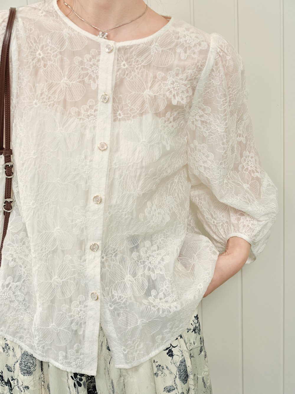 トップス shishikui eyelet / OFF WHITE THE SHISHIKUI eyelet / OFF WHITE トップス