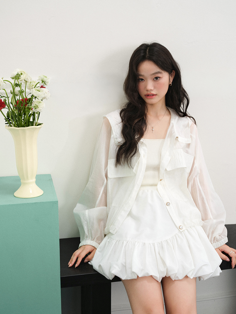 【clore＋】Airy Soft-Sheer Blouson ホワイト White Sheer Lightweight Hooded Jacket – KUOSE.com