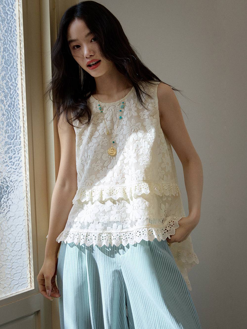 Taylor愛用ブランド♪Snowfluff Lace Top*レースデザイントップ Floral Lace Top – KUOSE.com