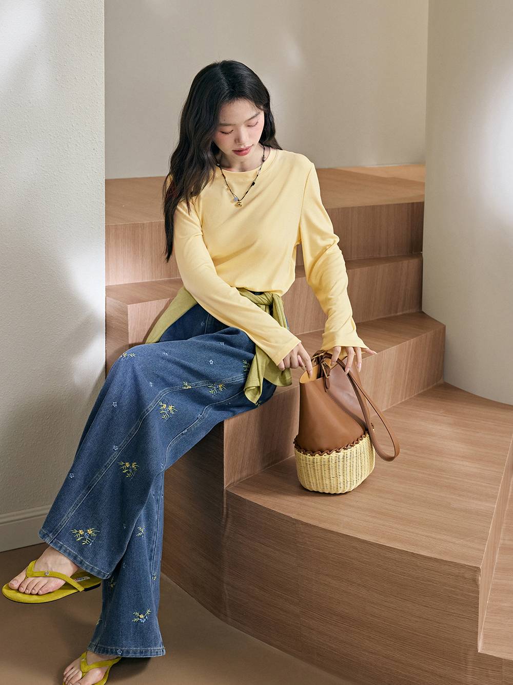 Floral Embroidered Wide Leg Jeans – KUOSE.com