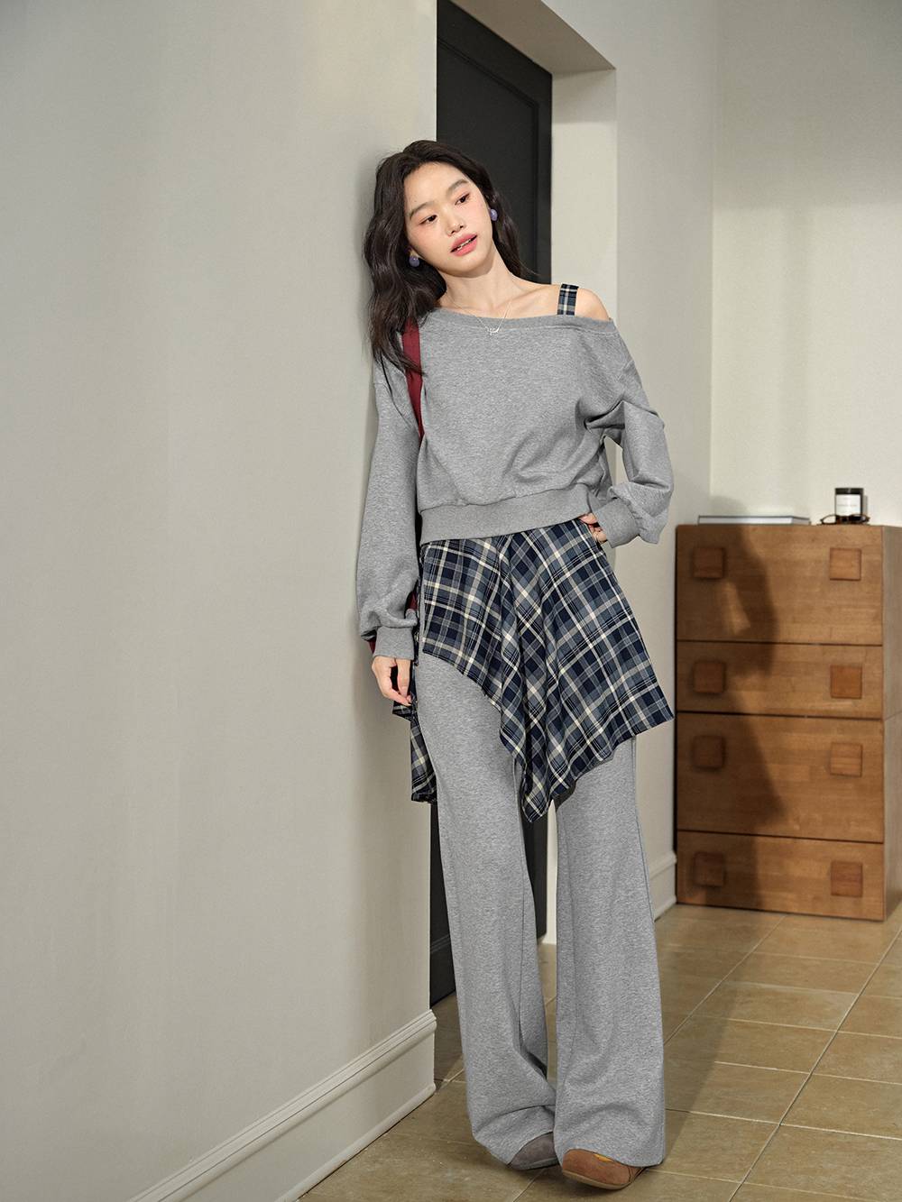 One Shoulder Sweatshirt and Layered Pants – KUOSE.com