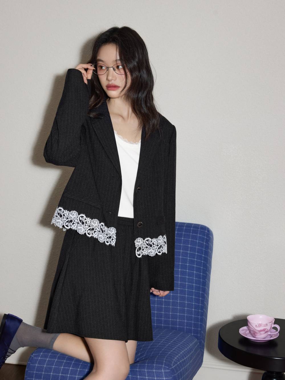 Ren blazer và quần short –