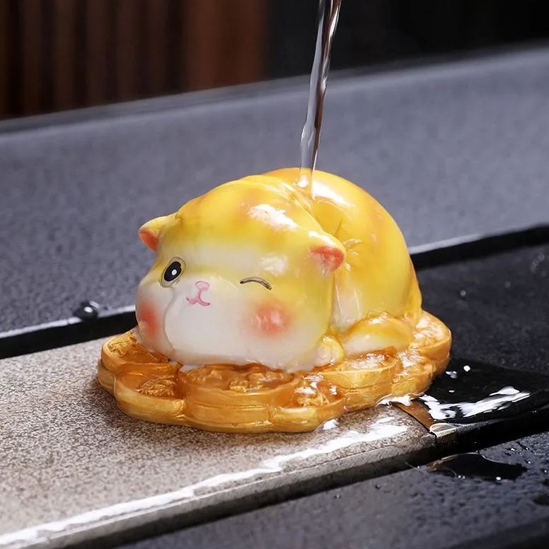 Teaguy Teapet Lucky Cat